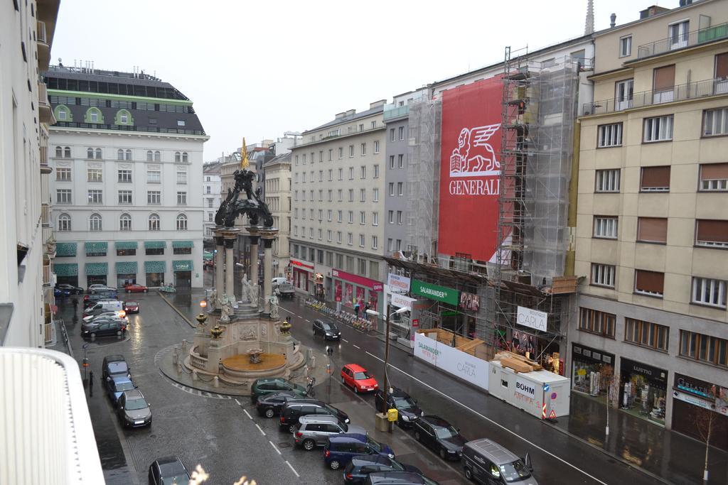 Goldfisch Apartment Hoher Markt Vienna Luaran gambar