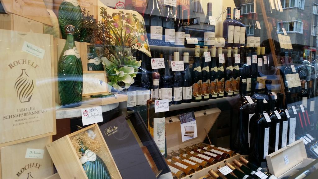 Goldfisch Apartment Hoher Markt Vienna Luaran gambar